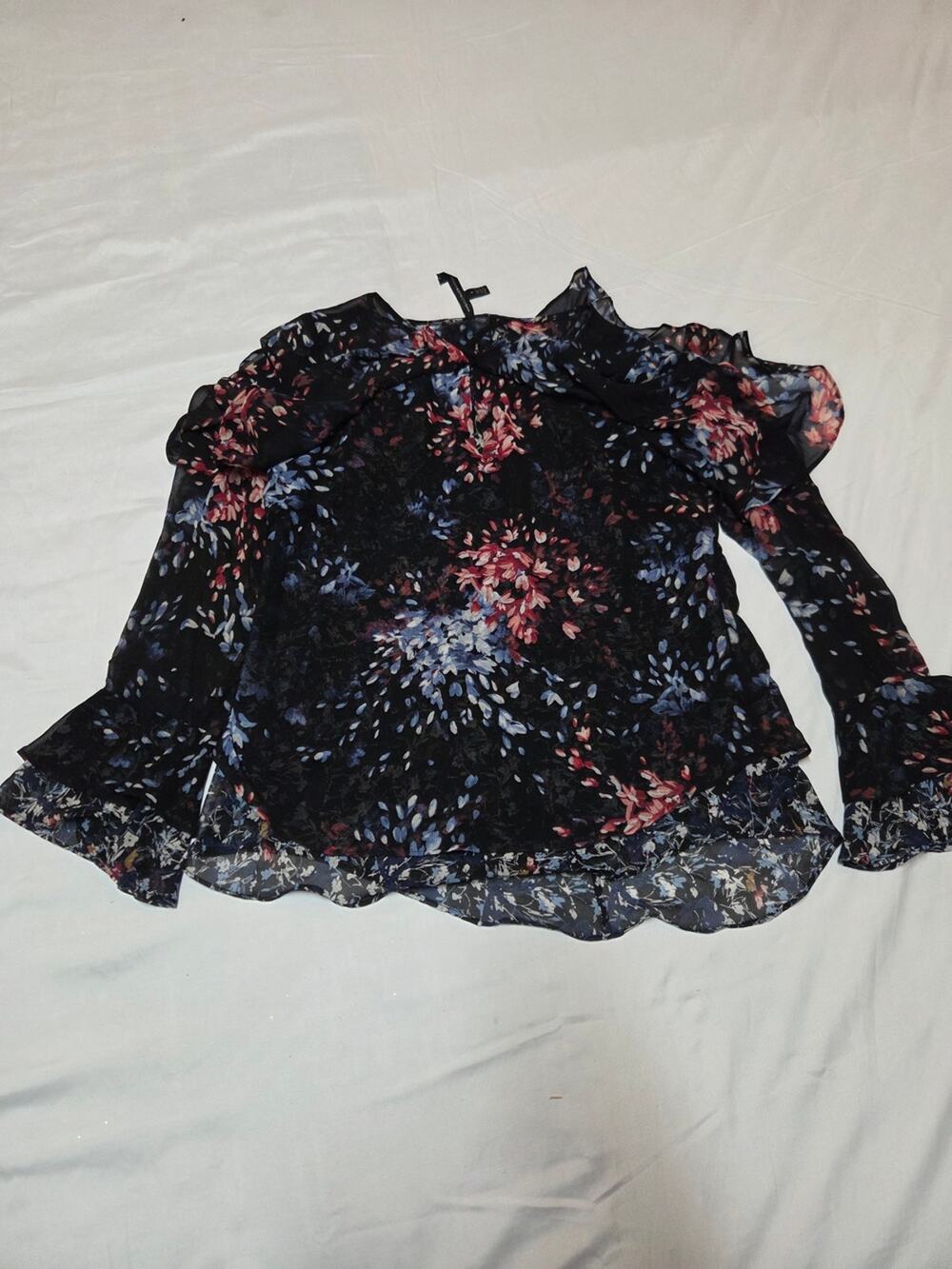 White House Black Market Navy Floral Ruffle Cold-Shoulder Blouse